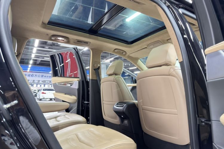 Used Cadillac XT6 2022 2.0T Six-Seater All-Wheel-Drive Platinum 120th Anniversary Limited Edition Headliner