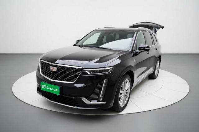 Cadillac XT6 2022 2.0T 7-Seater Two-Wheel Drive Luxury Version usata