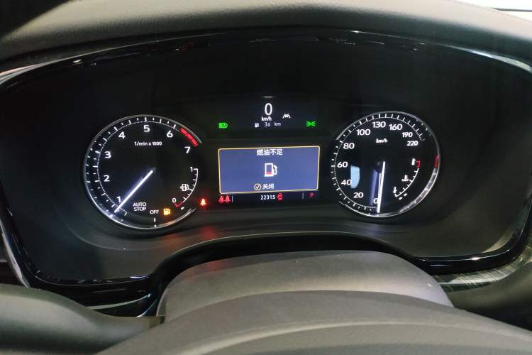 Used Cadillac XT6 2022 2.0T Six-Seater Two-Wheel-Drive Luxury Version Instrument Cluster