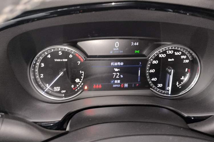 Used Cadillac XT6 2022 2.0T 7-Seater Four-Wheel Drive Luxury Version Instrument Cluster