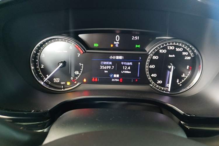 Used Cadillac XT6 2022 2.0T Six-Seater Two-Wheel-Drive Luxury Version Instrument Cluster
