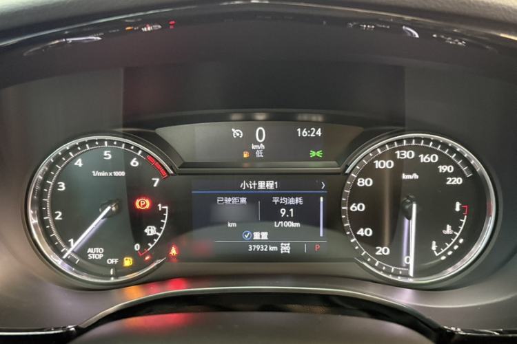 Used Cadillac XT6 2022 2.0T Six-Seater Four-Wheel-Drive Prestige Version Instrument Cluster