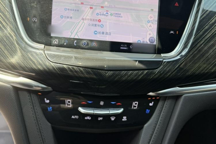 Used Cadillac XT6 2022 2.0T 7-Seater Four-Wheel Drive Luxury Version Interior 2