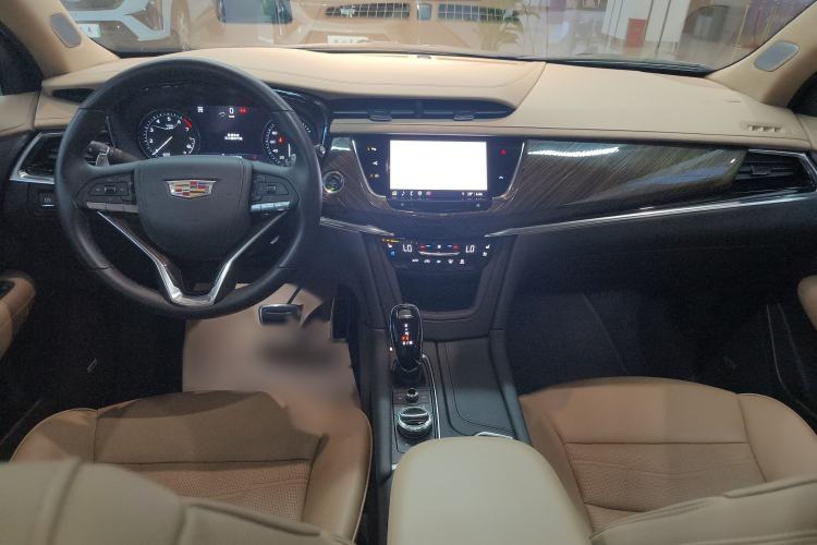 Used Cadillac XT6 2022 2.0T Six-Seater Four-Wheel-Drive Prestige Version Interior 3
