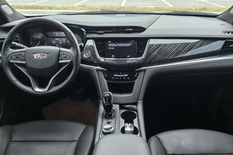 Used Cadillac XT6 2022 2.0T Six-Seater Four-Wheel Drive Luxury Version Interior 8