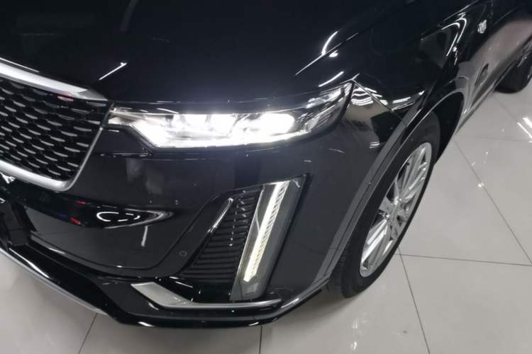 Used Cadillac XT6 2022 2.0T Six-Seater Four-Wheel Drive Luxury Version Left Front Headlight