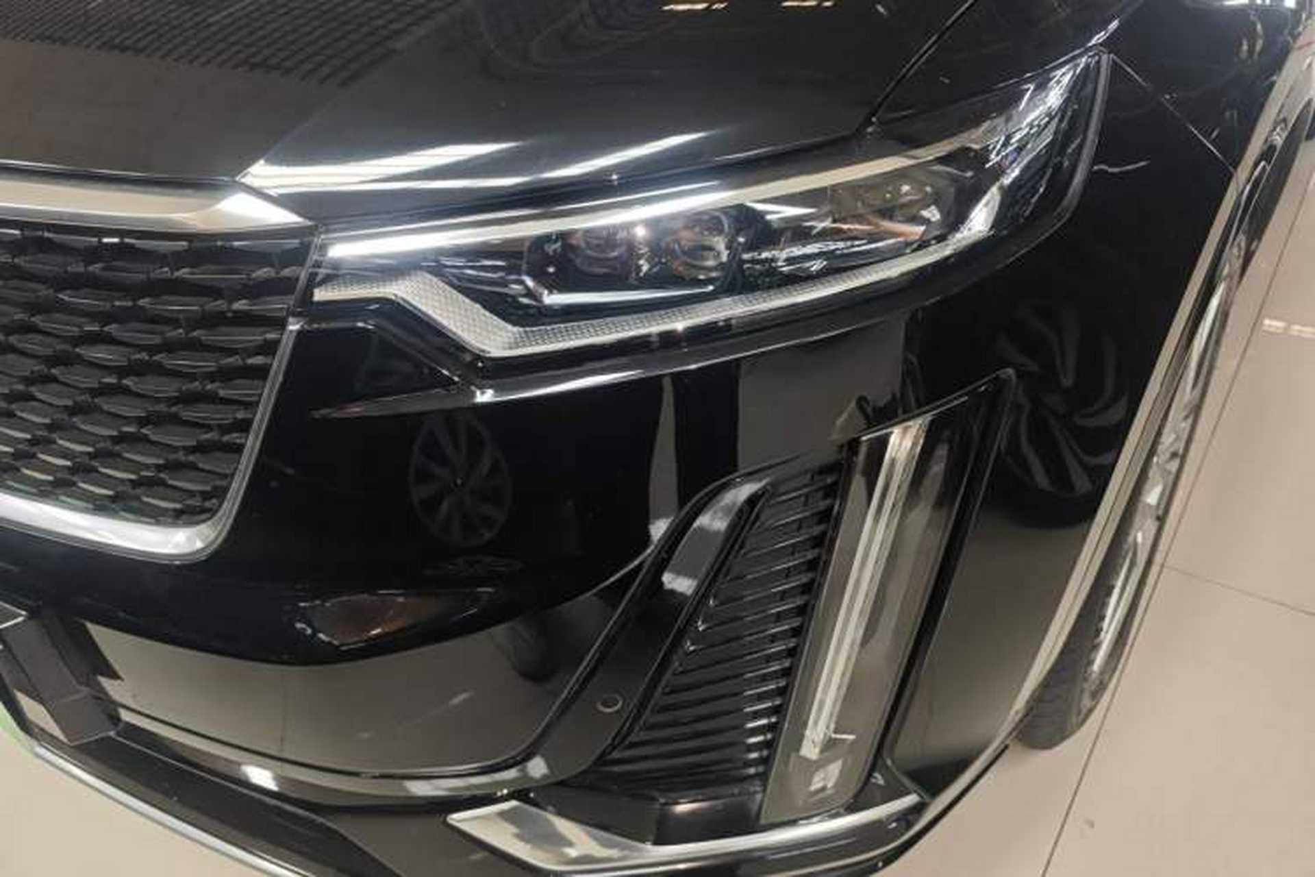 Used Cadillac XT6 2022 2.0T 7-Seater Two-Wheel Drive Luxury Version Left Front Headlight