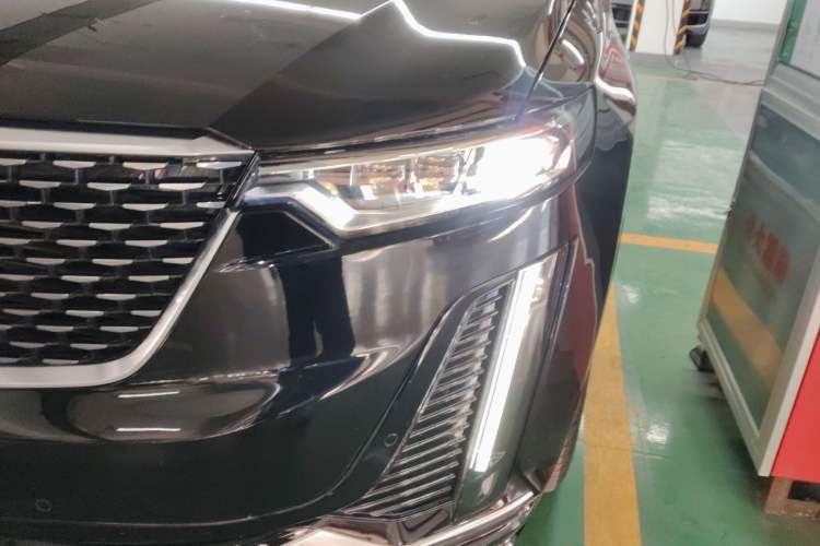 Used Cadillac XT6 2022 2.0T Six-Seater Four-Wheel Drive Luxury Version Left Front Headlight