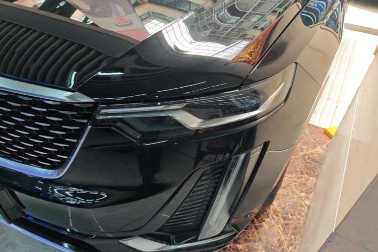 Used Cadillac XT6 2022 2.0T 7-Seater Four-Wheel-Drive Luxury Version Left Front Headlight