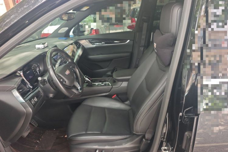 Used Cadillac XT6 2022 2.0T Six-Seater Four-Wheel Drive Luxury Version Left Front Seat