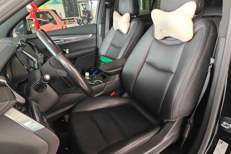 Used Cadillac XT6 2022 2.0T 7-Seater Four-Wheel-Drive Luxury Version Left Front Seat