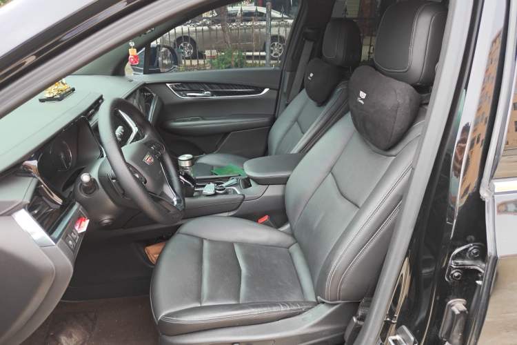 Used Cadillac XT6 2022 2.0T 7-Seater Four-Wheel Drive Luxury 120th Anniversary Limited Edition Left Front Seat