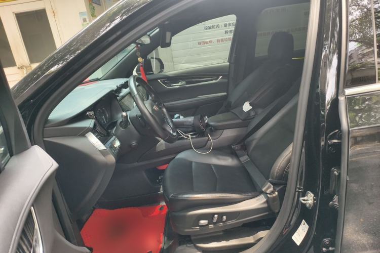 Used Cadillac XT6 2022 2.0T 7-Seater Four-Wheel Drive Luxury 120th Anniversary Limited Edition Left Front Seat