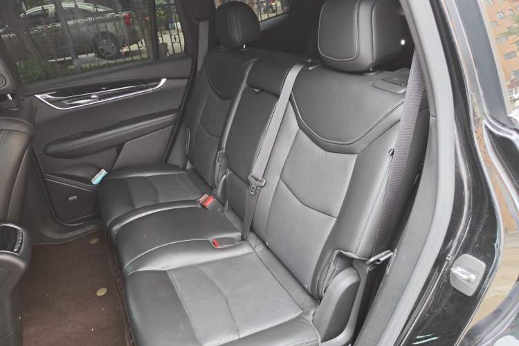 Used Cadillac XT6 2022 2.0T 7-Seater Four-Wheel Drive Luxury 120th Anniversary Limited Edition Left Rear Seat
