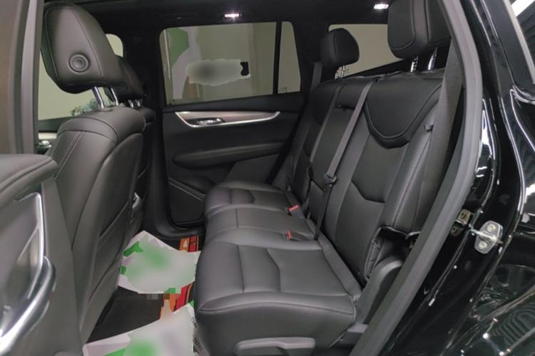 Used Cadillac XT6 2022 2.0T 7-Seater Four-Wheel-Drive Luxury Version Left Rear Seat