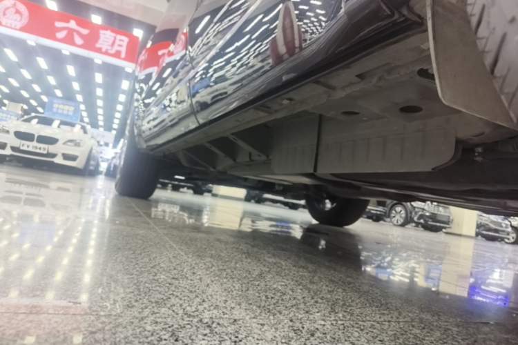 Used Cadillac XT6 2022 2.0T Six-Seater Four-Wheel Drive Luxury Version Left Side Sill