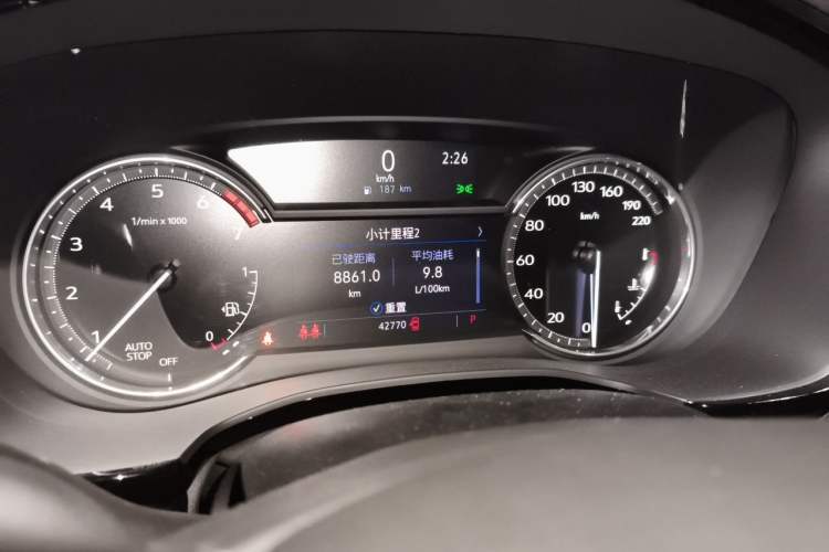 Used Cadillac XT6 2022 2.0T Six-Seater Two-Wheel-Drive Luxury Version Odometer Close Up