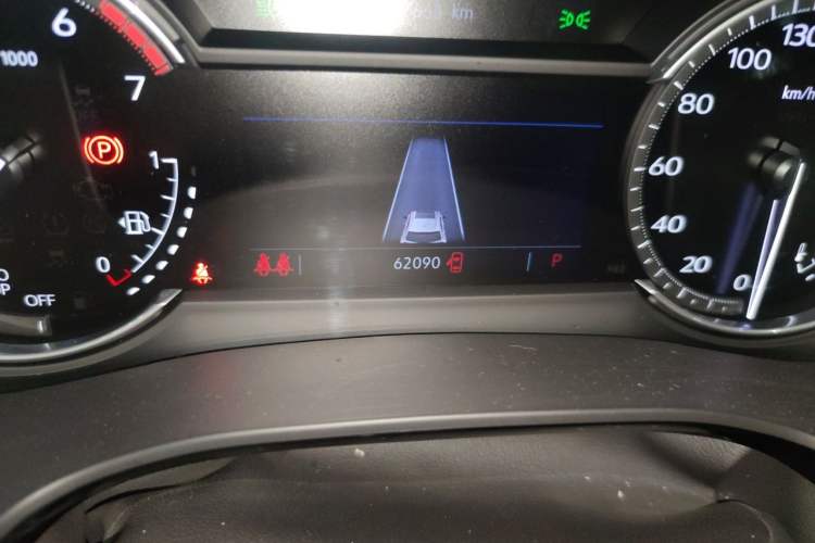 Used Cadillac XT6 2022 2.0T Six-Seater Two-Wheel-Drive Luxury Version Odometer Close Up