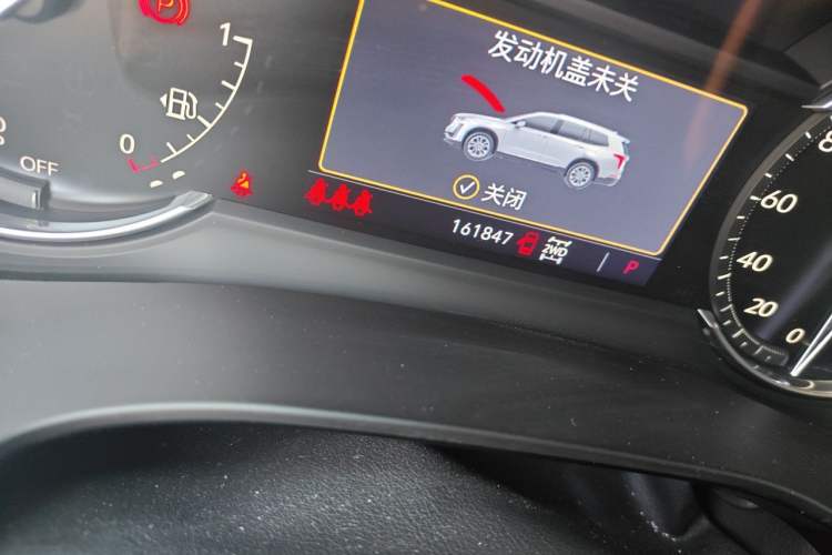 Used Cadillac XT6 2022 2.0T 7-Seater Four-Wheel Drive Luxury Standard Edition Odometer Close Up