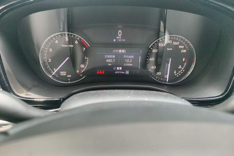 Used Cadillac XT6 2022 2.0T 7-Seater Four-Wheel Drive Luxury 120th Anniversary Limited Edition Odometer Close Up