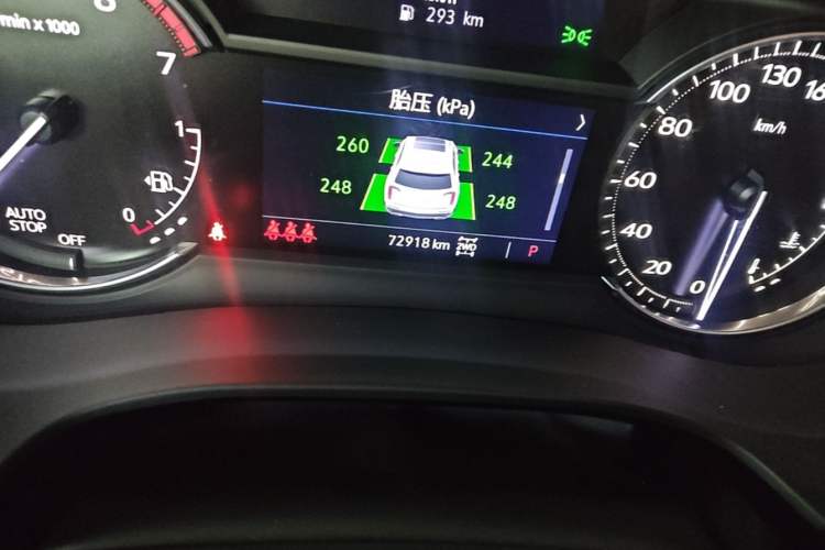 Used Cadillac XT6 2022 2.0T 7-Seater Four-Wheel Drive Luxury Standard Edition Odometer Close Up