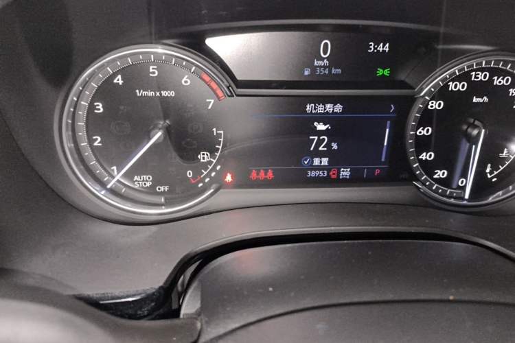 Used Cadillac XT6 2022 2.0T 7-Seater Four-Wheel Drive Luxury Version Odometer Close Up