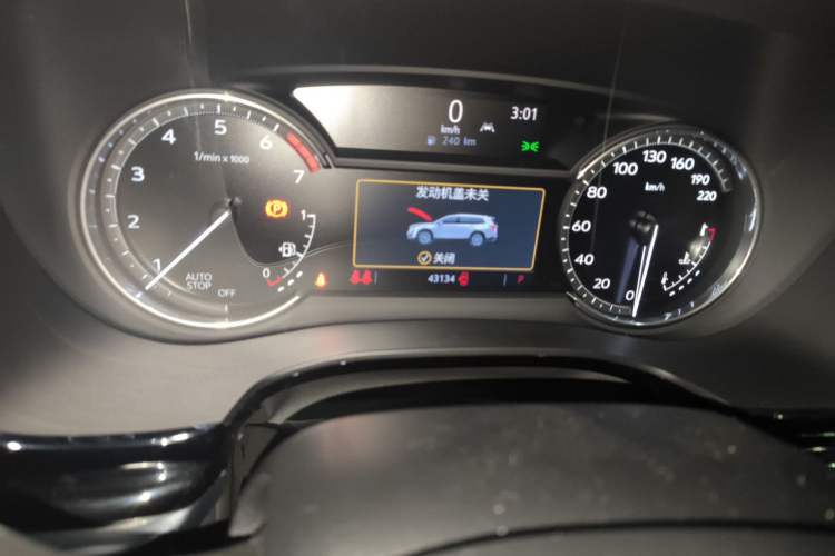 Used Cadillac XT6 2022 2.0T Six-Seater Two-Wheel-Drive Luxury Version Odometer Close Up
