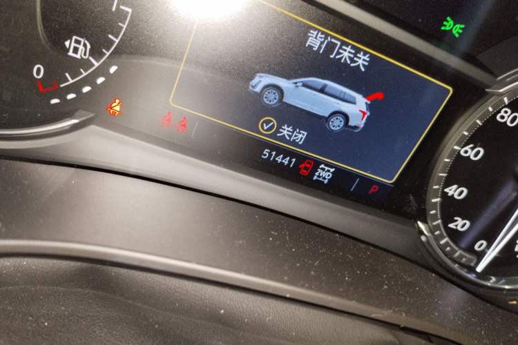 Used Cadillac XT6 2022 2.0T Six-Seater Four-Wheel Drive Luxury Version Odometer Close Up