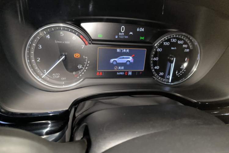 Used Cadillac XT6 2022 2.0T Six-Seater Four-Wheel Drive Luxury Version Odometer Close Up