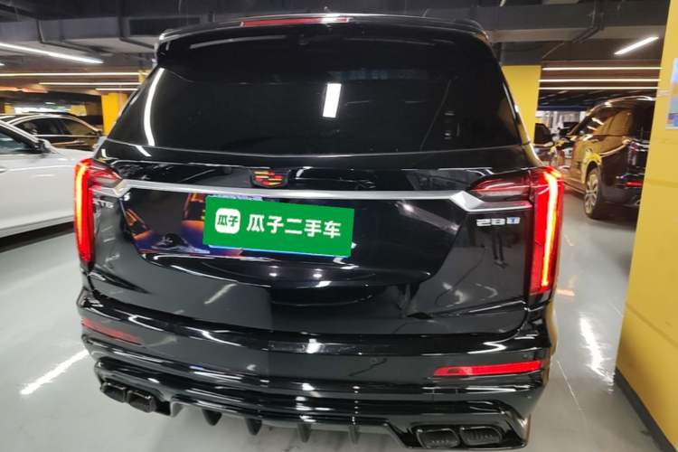 Used Cadillac XT6 2022 2.0T Six-Seater Two-Wheel-Drive Luxury Version Rear