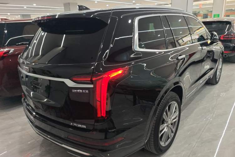 Used Cadillac XT6 2022 2.0T Six-Seater Two-Wheel-Drive Luxury Version Rear Right 45 Deg