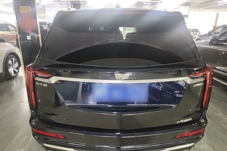 Used Cadillac XT6 2022 2.0T Six-Seater Two-Wheel-Drive Luxury Version Rear
