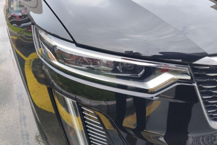 Used Cadillac XT6 2022 2.0T Six-Seater Four-Wheel-Drive Luxury Standard Edition Right Front Headlight