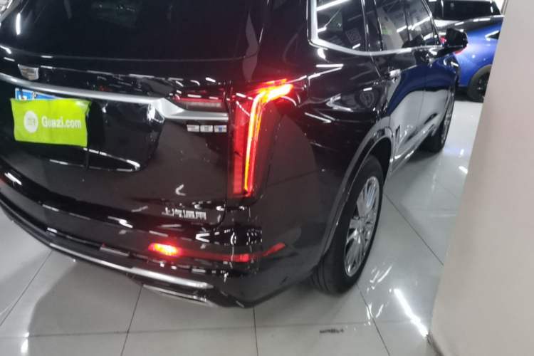 Used Cadillac XT6 2022 2.0T Six-Seater Four-Wheel Drive Luxury Version Right Rear Taillight