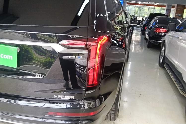 Used Cadillac XT6 2022 2.0T Six-Seater Four-Wheel Drive Luxury 120th Anniversary Limited Edition Right Rear Taillight