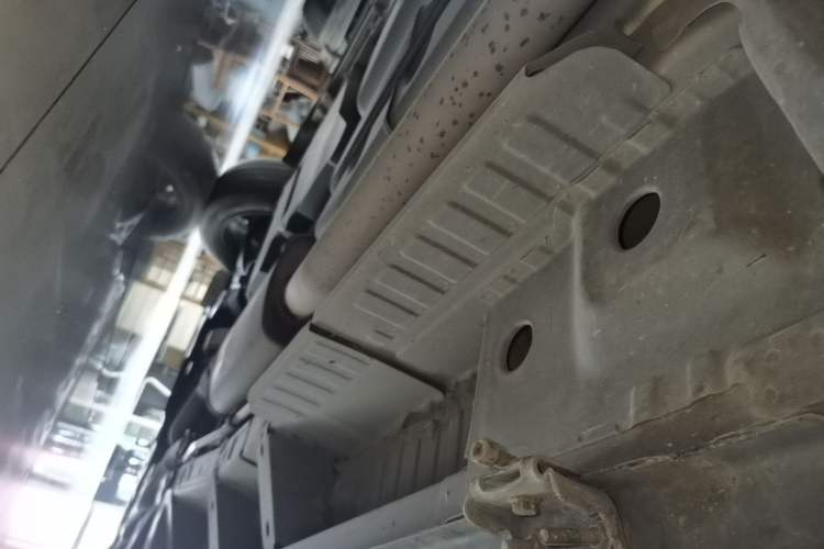 Used Cadillac XT6 2022 2.0T Six-Seater Four-Wheel Drive Luxury Version Right Side Sill