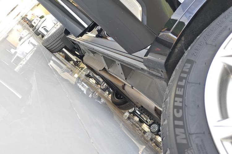 Used Cadillac XT6 2022 2.0T 7-Seater Two-Wheel Drive Luxury Version Right Side Sill