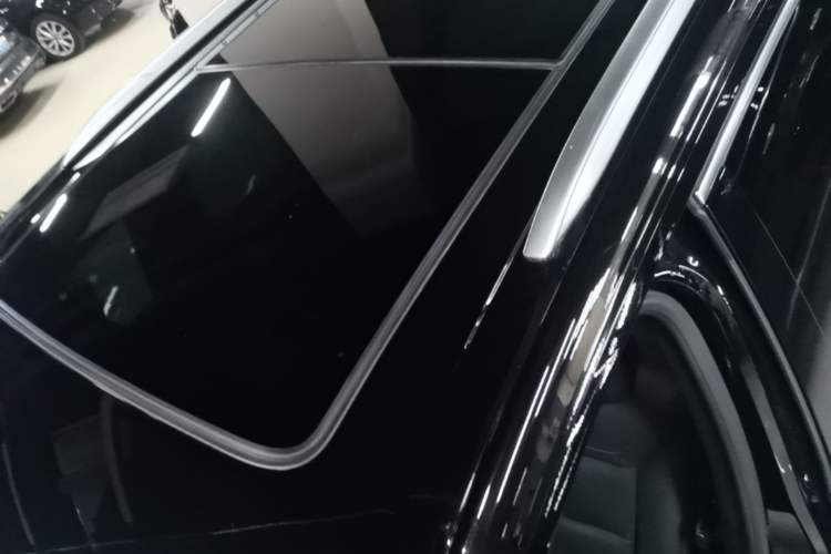 Used Cadillac XT6 2022 2.0T Six-Seater Four-Wheel Drive Luxury Version Roof