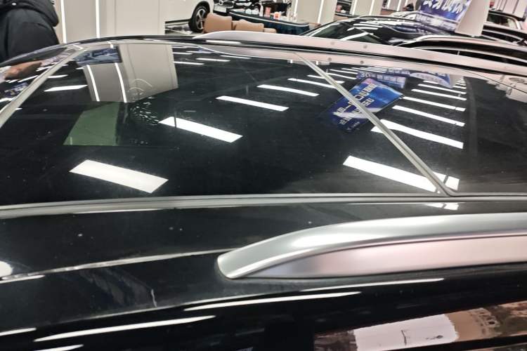 Used Cadillac XT6 2022 2.0T Six-Seater Two-Wheel-Drive Luxury Version Roof