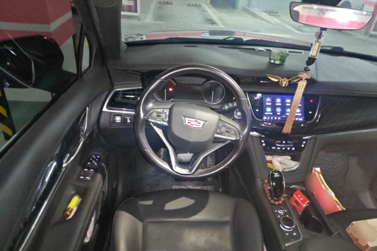 Used Cadillac XT6 2022 2.0T Six-Seater Four-Wheel Drive Luxury Version Steering Wheel