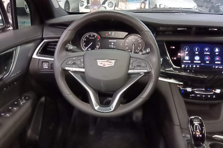 Used Cadillac XT6 2022 2.0T Six-Seater Four-Wheel-Drive Luxury Standard Edition Steering Wheel