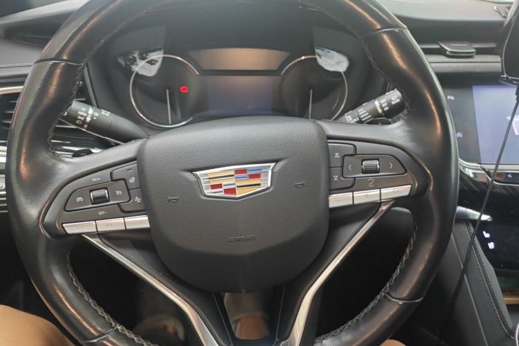 Used Cadillac XT6 2022 2.0T 7-Seater Four-Wheel Drive Luxury 120th Anniversary Limited Edition Steering Wheel