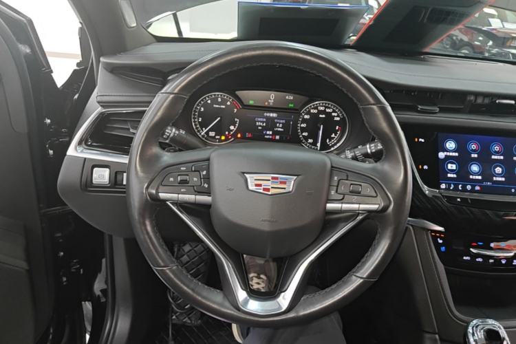 Used Cadillac XT6 2022 2.0T Six-Seater Four-Wheel Drive Luxury Version Steering Wheel