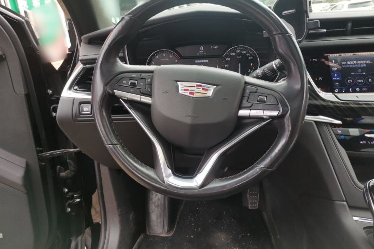 Used Cadillac XT6 2022 2.0T Six-Seater Four-Wheel Drive Luxury Version Steering Wheel