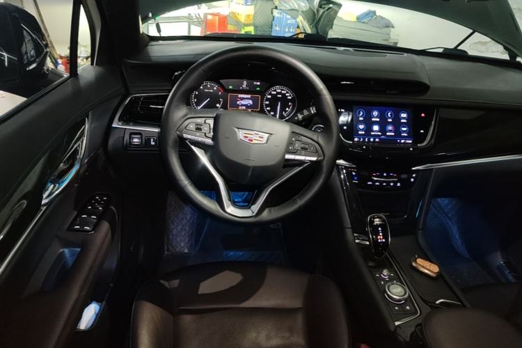 Used Cadillac XT6 2022 2.0T Six-Seater Four-Wheel Drive Luxury Version Steering Wheel