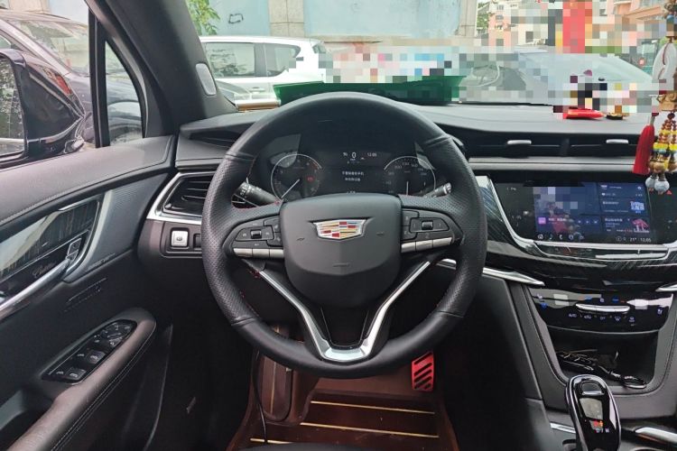 Used Cadillac XT6 2022 2.0T Six-Seater Four-Wheel Drive Luxury Version Steering Wheel