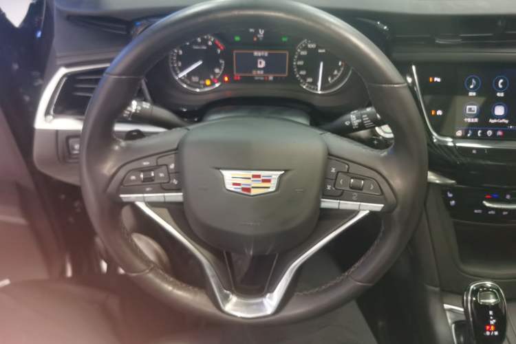 Used Cadillac XT6 2022 2.0T Six-Seater Four-Wheel Drive Luxury 120th Anniversary Limited Edition Steering Wheel