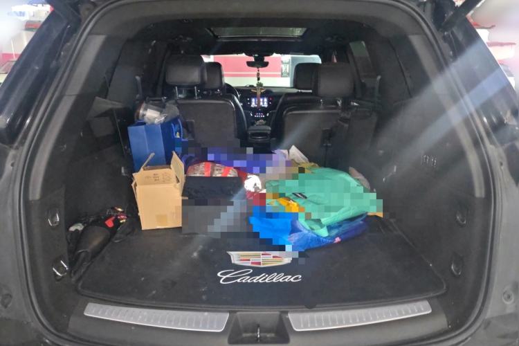 Used Cadillac XT6 2022 2.0T Six-Seater Four-Wheel Drive Luxury Version Trunk