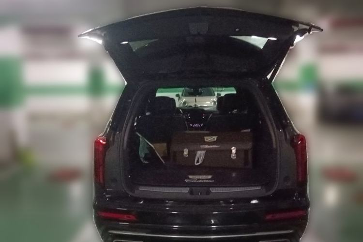 Used Cadillac XT6 2022 2.0T Six-Seater Four-Wheel Drive Luxury Version Trunk