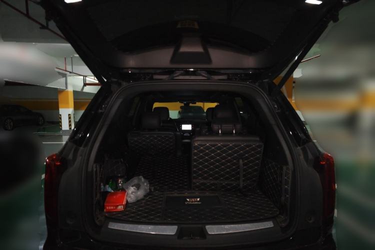 Used Cadillac XT6 2022 2.0T Six-Seater Four-Wheel-Drive Luxury Version Trunk